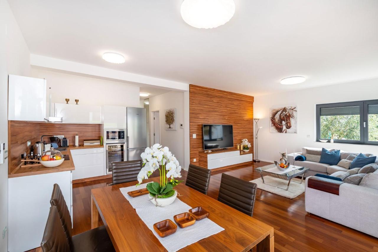 Apartman Darija Sukošan Dış mekan fotoğraf